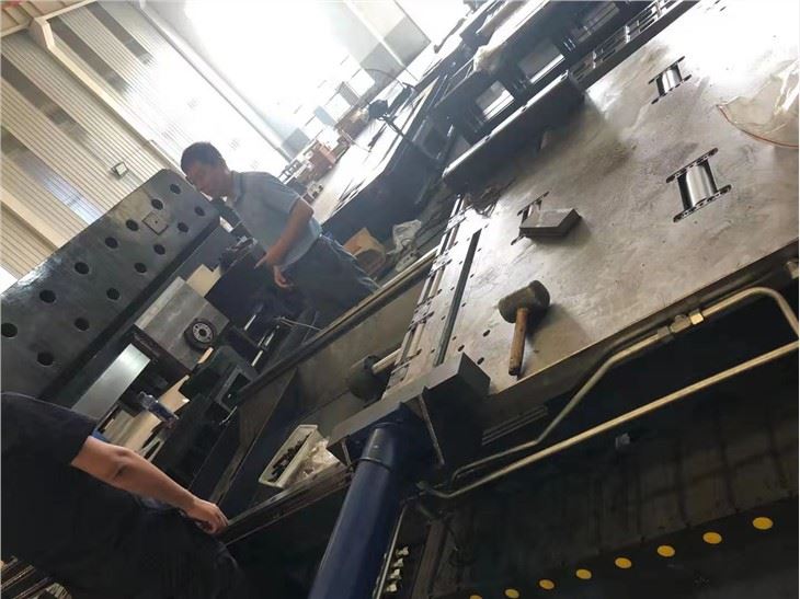 Machine Drives Future CNC Steel Sawing And Milling Machine Machine Drives Future CNC Steel Sawing And Milling Machine